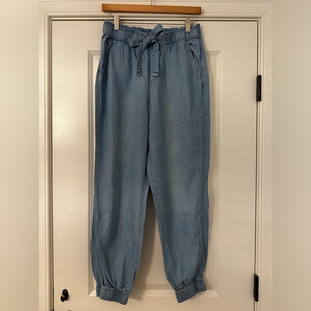 Target chambray pants with tie belt. Size Small.